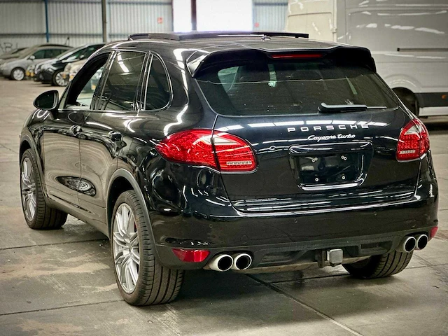 Porsche cayenne turbo automaat - afbeelding 12 van  17