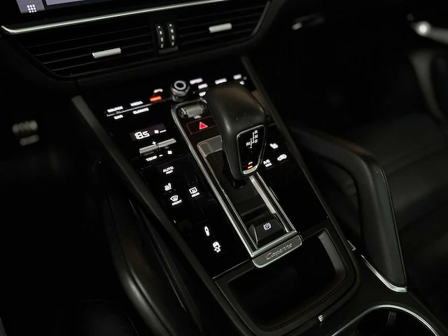 Porsche cayenne turbo coupe 4.0 v8 (techart) 549pk 2019 (sport-chrono & sport-design), g-333-gk - afbeelding 47 van  87
