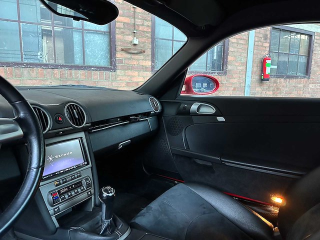 Porsche cayman 2.7 245pk 2007 youngtmer -handgeschakeld- - afbeelding 6 van  29