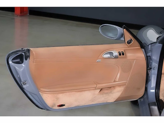 Porsche cayman coupe 2,7l - 2008 - afbeelding 51 van  82
