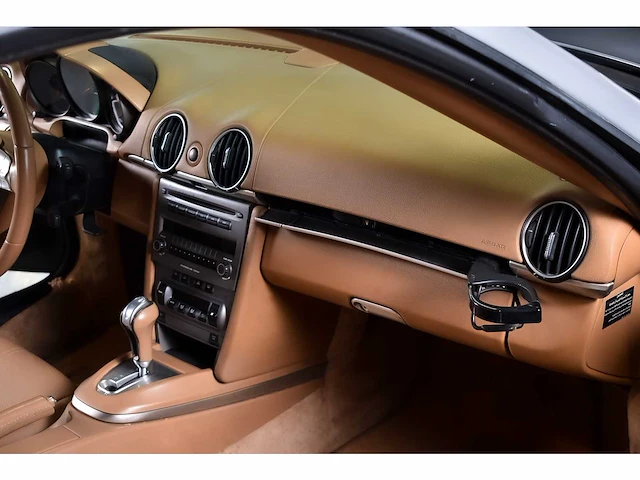 Porsche cayman coupe 2,7l - 2008 - afbeelding 72 van  82