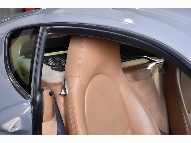 Porsche cayman coupe 2,7l - 2008 - afbeelding 75 van  82
