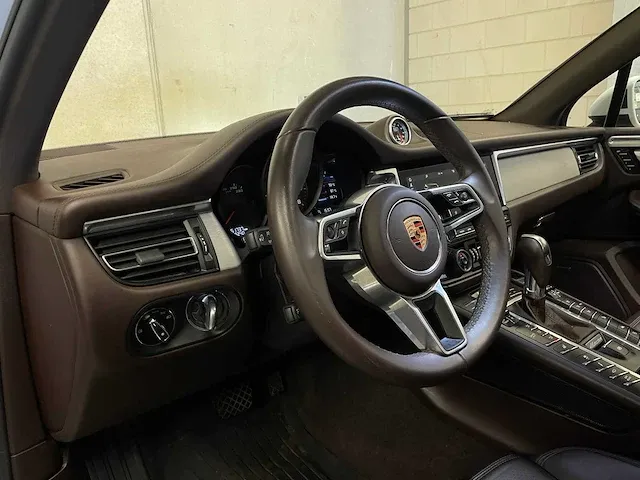 Porsche macan 2.0 245pk facelift 2019 sport-chrono - afbeelding 18 van  63