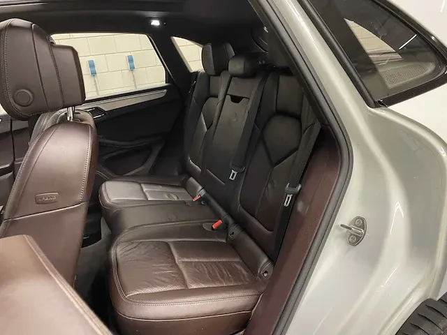 Porsche macan 2.0 245pk facelift 2019 sport-chrono - afbeelding 48 van  63
