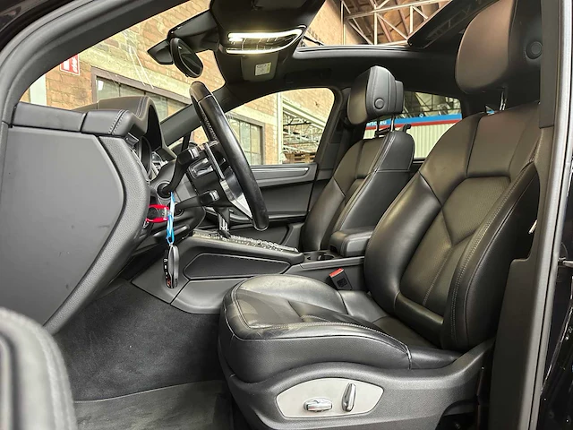 Porsche macan 2.0 252pk 2018, rp-880-p - afbeelding 31 van  47