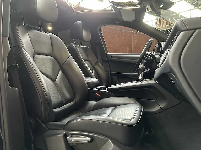 Porsche macan 2.0 252pk 2018, rp-880-p - afbeelding 40 van  47