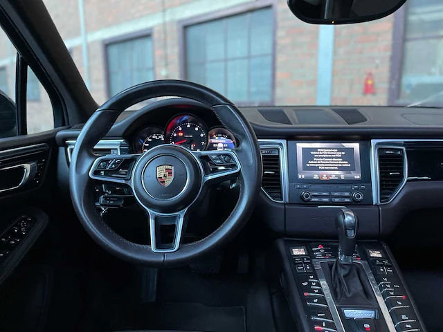 Porsche macan 2.0 252pk 2018, rr-497-z - afbeelding 22 van  61