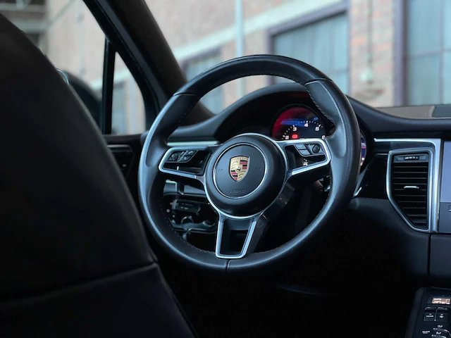 Porsche macan 2.0 252pk 2018, rr-497-z - afbeelding 25 van  61