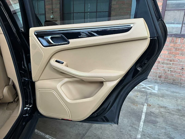 Porsche macan 3.0 v6 350pk 2015 - afbeelding 35 van  49