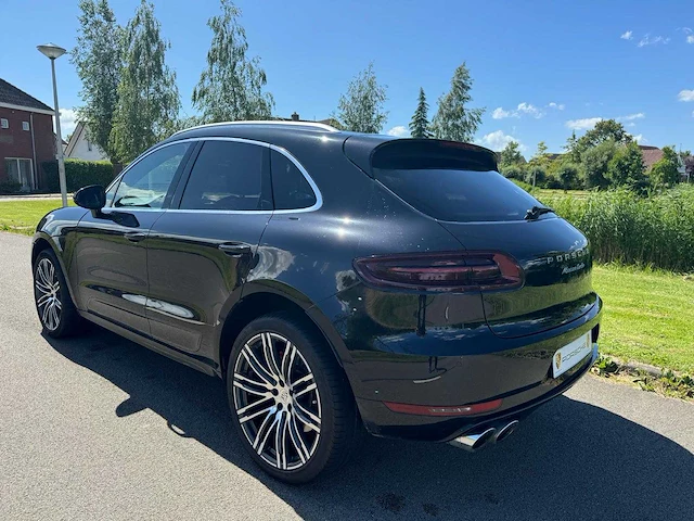 Porsche macan 3.6 turbo carbon sport+ 400pk 21inch,pano,luchtvering..full options 7230 - afbeelding 12 van  85
