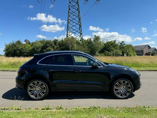 Porsche macan 3.6 turbo carbon sport+ 400pk 21inch,pano,luchtvering..full options 7230 - afbeelding 85 van  85