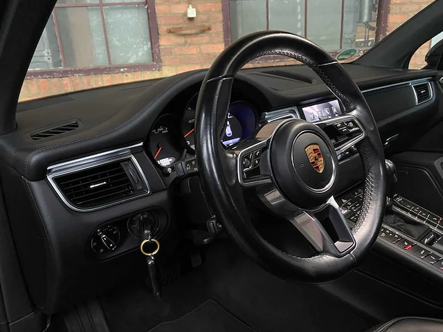 Porsche macan gts 3.0 v6 pdk 360pk 2016 - afbeelding 16 van  60