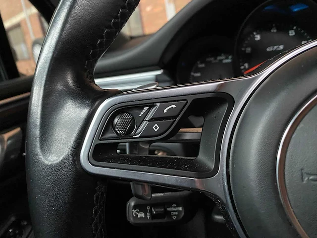 Porsche macan gts 3.0 v6 pdk 360pk 2016 - afbeelding 28 van  60