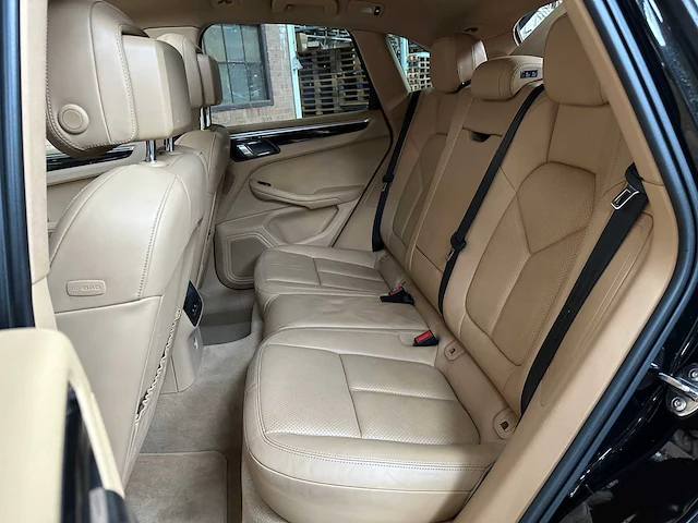 Porsche macan s 3.0 v6 350pk 2015 - afbeelding 37 van  49