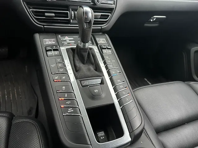 Porsche macan s 3.0 v6 sport-chrono 354pk nieuw-model 2019, h-431-sr - afbeelding 22 van  51