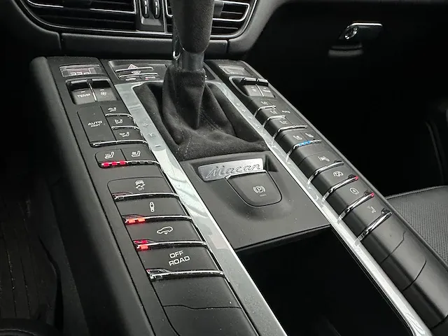 Porsche macan s 3.0 v6 sport-chrono 354pk nieuw-model 2019, h-431-sr - afbeelding 24 van  51