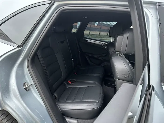 Porsche macan s 3.0 v6 sport-chrono 354pk nieuw-model 2019, h-431-sr - afbeelding 44 van  51