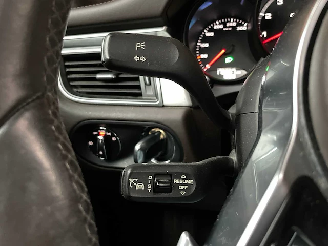 Porsche macan turbo 3.6 v6 400pk 2014 - afbeelding 24 van  55