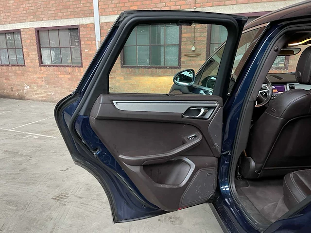 Porsche macan turbo 3.6 v6 400pk 2014 - afbeelding 37 van  55