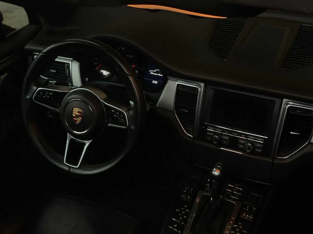 Porsche macan turbo 3.6 v6 400pk 2014 - afbeelding 42 van  55