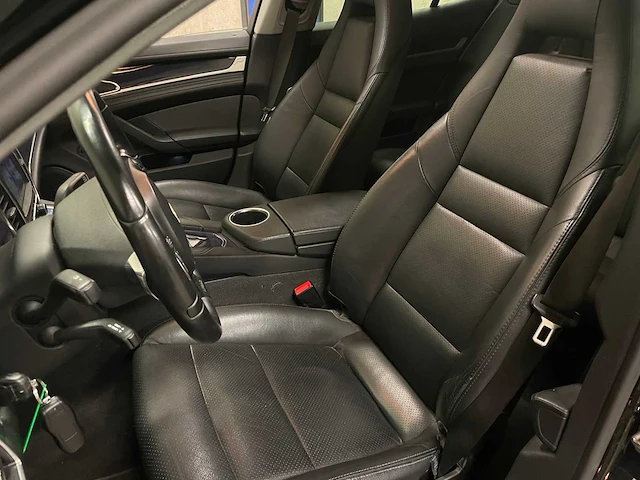Porsche panamera 3.0 d 250pk 2012, 44-xzg-6 - afbeelding 17 van  74