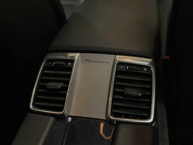 Porsche panamera 3.0 d 250pk 2012, 44-xzg-6 - afbeelding 36 van  74