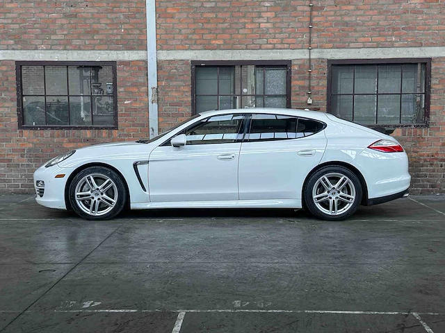 Porsche panamera 3.6 v6 304pk 2011 - afbeelding 8 van  45