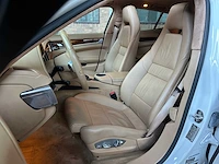 Porsche panamera 3.6 v6 304pk 2011 - afbeelding 33 van  45