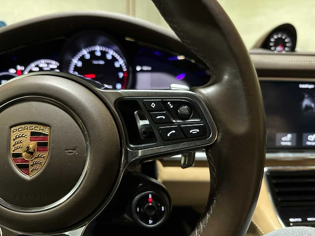 Porsche panamera 4 s e-hybrid 3.0 v6 executive -new model- 416pk 2017 - afbeelding 20 van  65