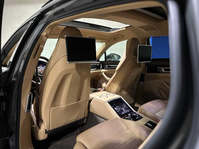 Porsche panamera 4 s e-hybrid 3.0 v6 executive -new model- 416pk 2017 - afbeelding 41 van  65