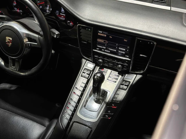 Porsche panamera 4s 3.0 v6 420pk 2013, 2-xbf-53 - afbeelding 43 van  53