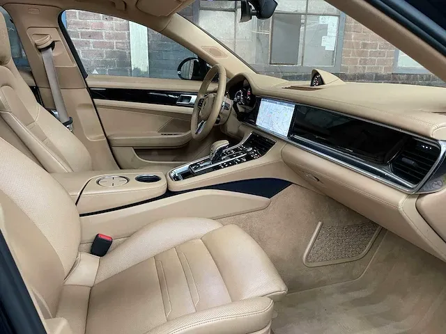 Porsche panamera 4s 4.0 v8 421pk 2017,-orig. nl- nd-314-k - afbeelding 32 van  52