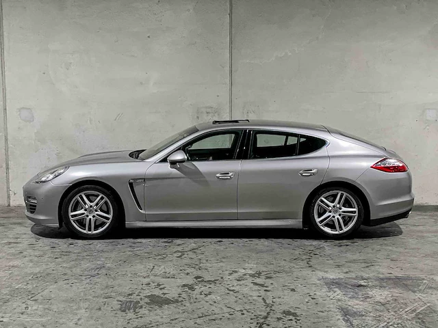 Porsche panamera 4s 4.8 v8 400pk 2009, grf-24-r youngtimer - afbeelding 18 van  55