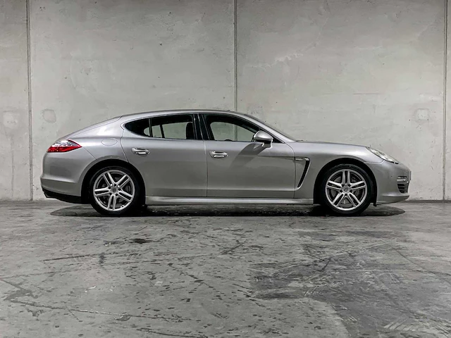 Porsche panamera 4s 4.8 v8 400pk 2009, grf-24-r youngtimer - afbeelding 9 van  55