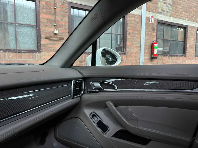 Porsche panamera 4s 4.8 v8 400pk 2009 youngtimer - afbeelding 31 van  49