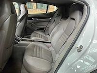 Porsche panamera 4s 4.8 v8 400pk 2009 youngtimer - afbeelding 45 van  49