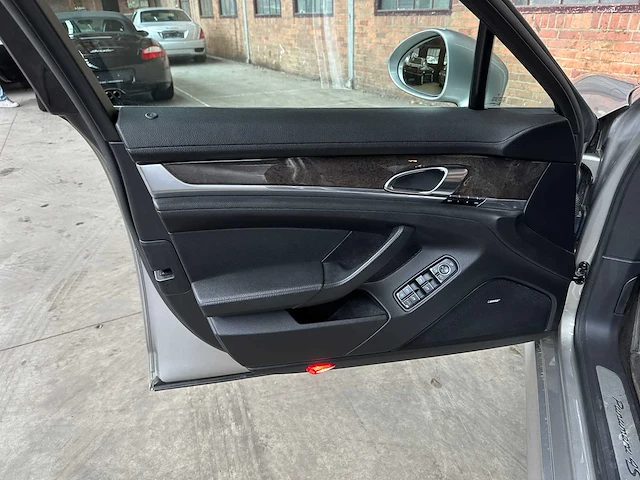 Porsche panamera 4s 4.8 v8 400pk 2012 - afbeelding 25 van  48