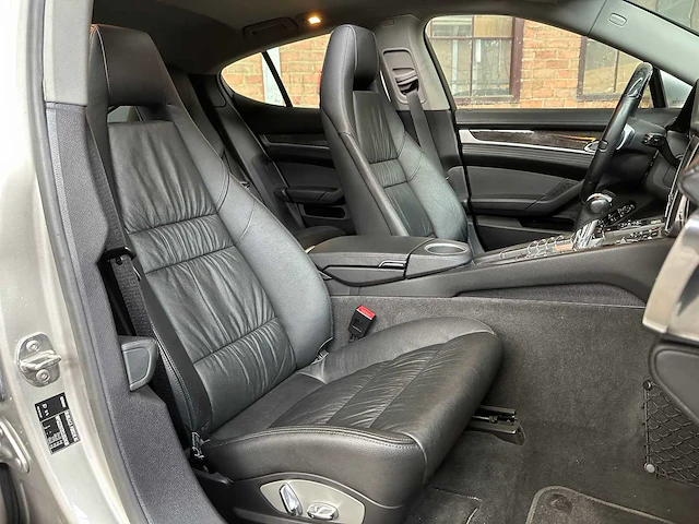 Porsche panamera 4s 4.8 v8 400pk 2012 - afbeelding 39 van  48