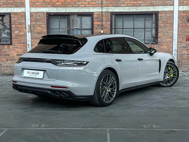 Porsche panamera 4s e-hybrid phev sport turismo platinum edition 462pk 2023 - afbeelding 18 van  91