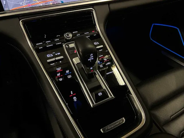 Porsche panamera e-hybrid 4 3.0 v6 462pk new-model 2017 sport-chrono plug-in hybrid - afbeelding 24 van  73