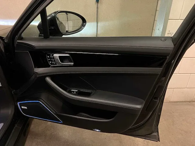 Porsche panamera e-hybrid 4 3.0 v6 462pk new-model 2017 sport-chrono plug-in hybrid - afbeelding 46 van  73