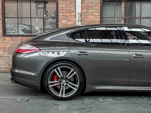 Porsche panamera gts 4.8 v8 430pk 2013 (origineel-nl + 2e eigenaar), 03-zvf-7 - afbeelding 7 van  77