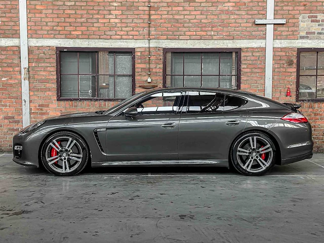 Porsche panamera gts 4.8 v8 430pk 2013 (origineel-nl + 2e eigenaar), 03-zvf-7 - afbeelding 21 van  77
