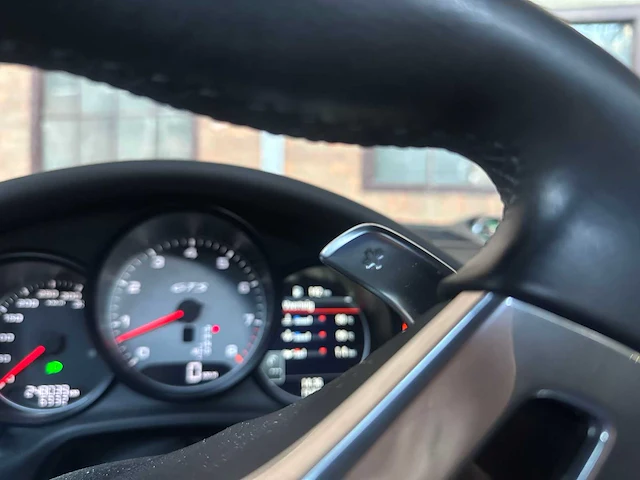 Porsche panamera gts 4.8 v8 430pk 2013 (origineel-nl + 2e eigenaar), 03-zvf-7 - afbeelding 29 van  77