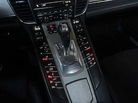 Porsche panamera gts 4.8 v8 430pk 2013 (origineel-nl + 2e eigenaar), 03-zvf-7 - afbeelding 38 van  77