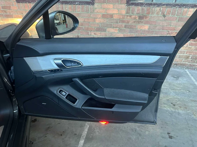 Porsche panamera gts 4.8 v8 430pk 2013 (origineel-nl + 2e eigenaar), 03-zvf-7 - afbeelding 53 van  77
