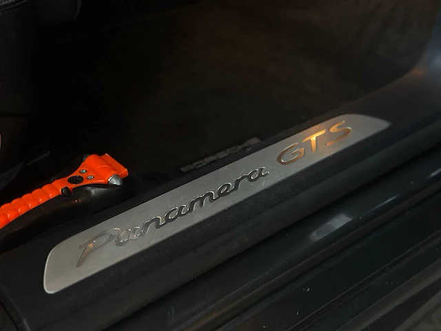Porsche panamera gts 4.8 v8 430pk 2013 (origineel-nl + 2e eigenaar), 03-zvf-7 - afbeelding 55 van  77