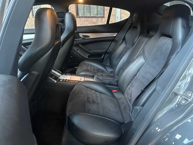 Porsche panamera gts 4.8 v8 430pk 2013 (origineel-nl + 2e eigenaar), 03-zvf-7 - afbeelding 63 van  77
