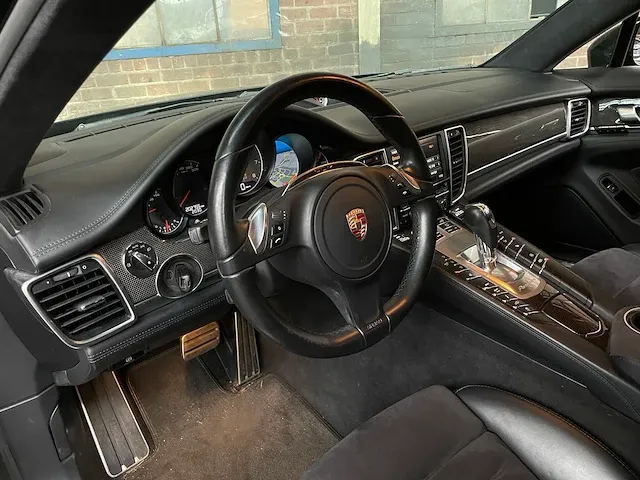 Porsche panamera gts 4.8 v8 sport-chrono 441pk 2014, g-250-rv - afbeelding 26 van  67