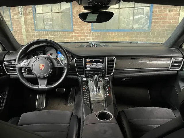 Porsche panamera gts 4.8 v8 sport-chrono 441pk 2014, g-250-rv - afbeelding 29 van  67